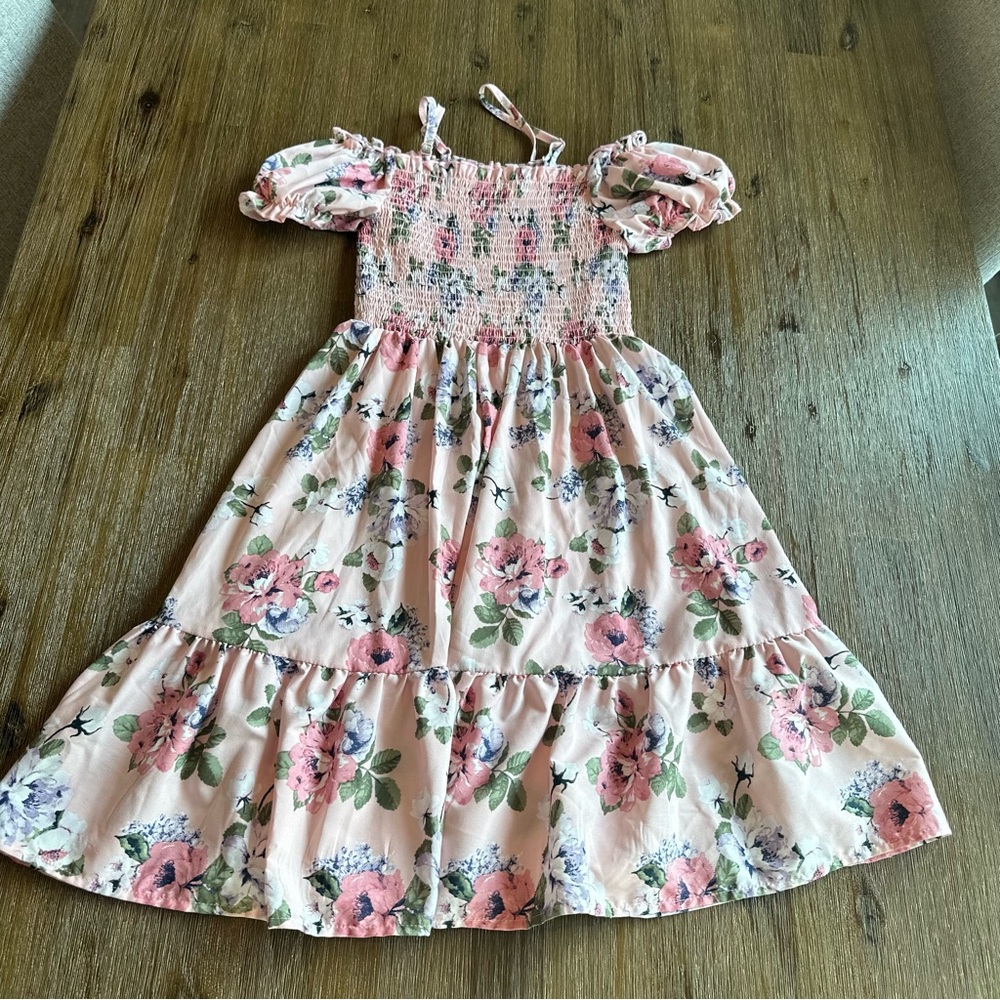 3/27$ Girls pink floral tiered dress size M(10/12)